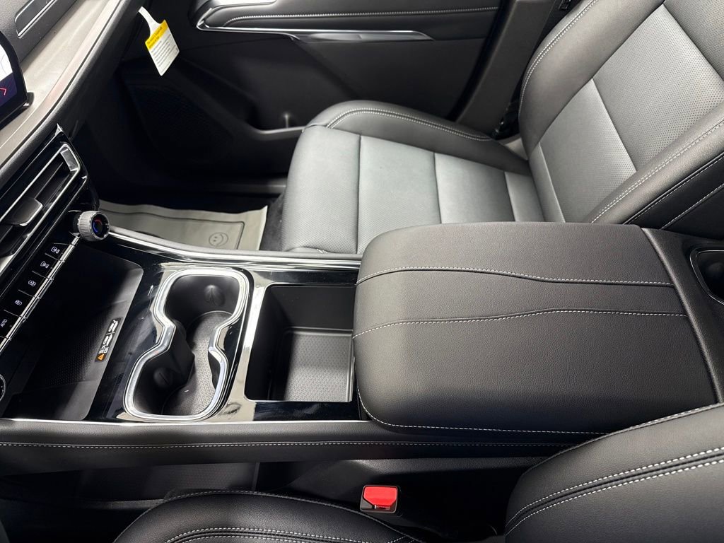 New 2026 Chevrolet Traverse LT w/ Midnight/Sport Edition image 36