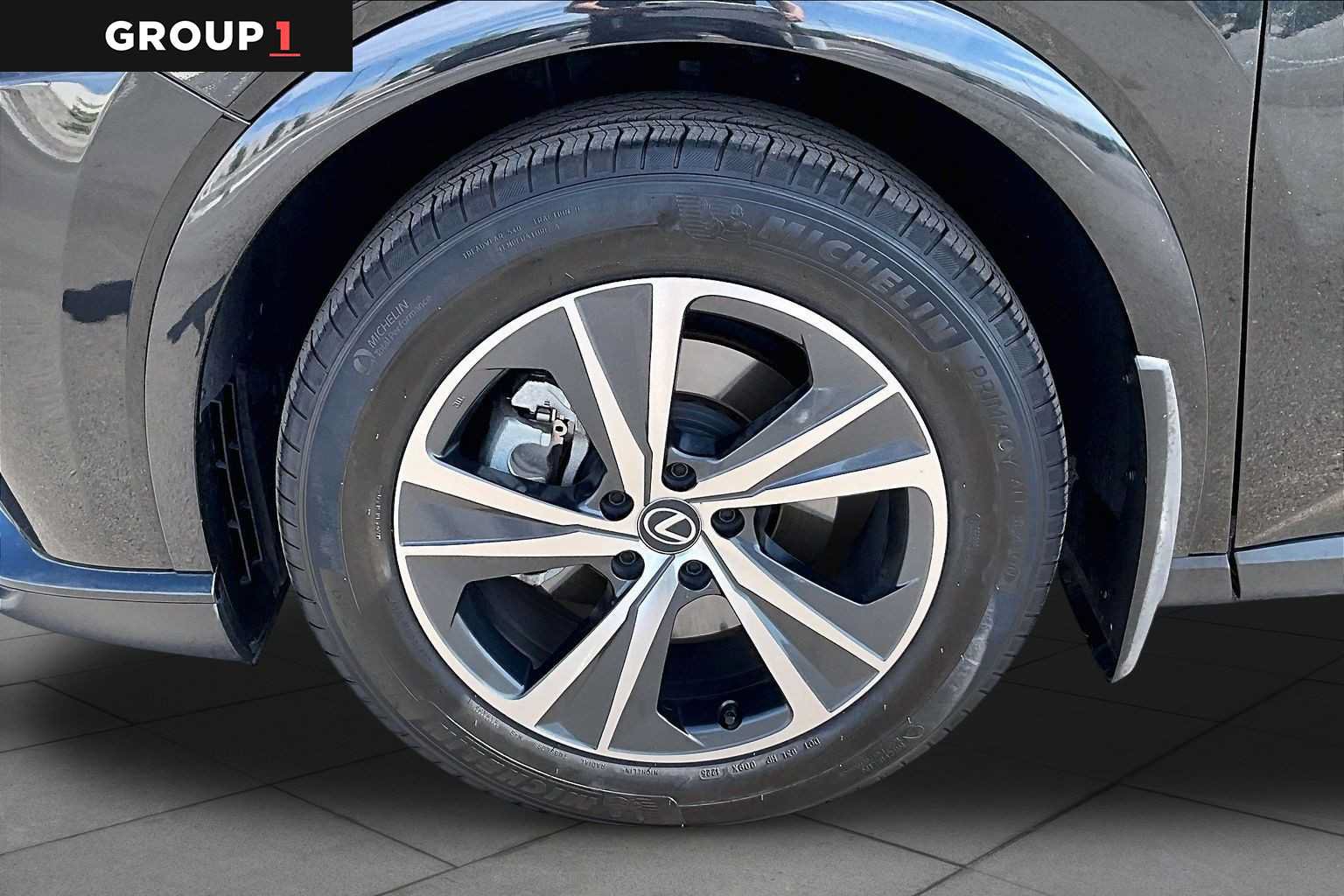 Used 2025 Lexus RX 350 AWD w/ Technology Package image 10