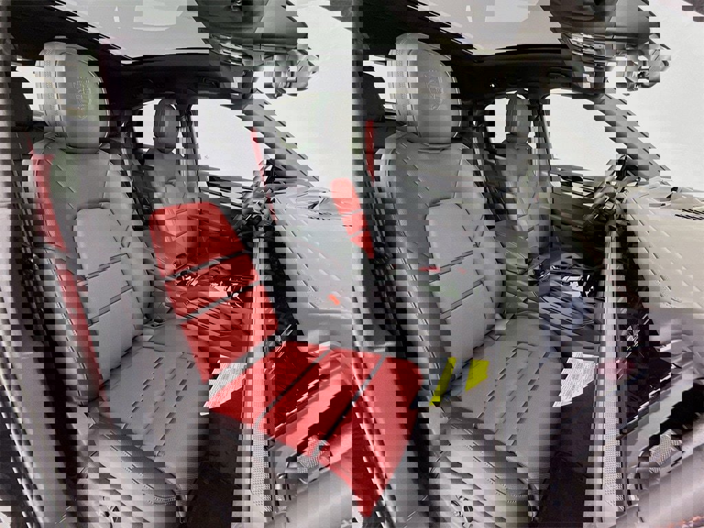 New 2026 Porsche Cayenne image 31