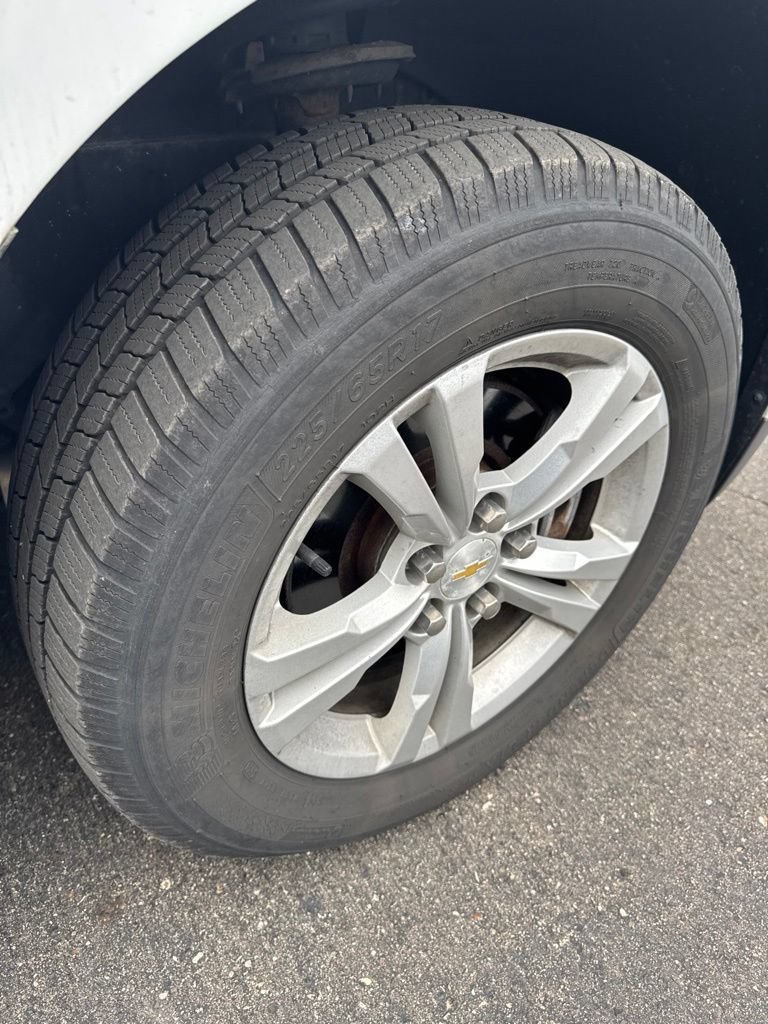 Used 2015 Chevrolet Equinox LT AWD/4WD image 4