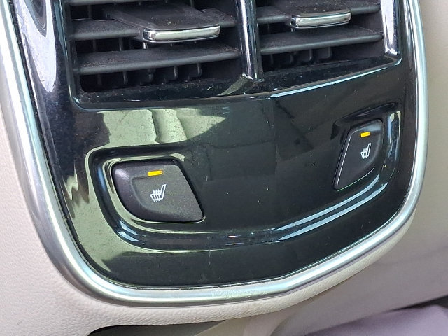 Used 2013 Cadillac XTS Luxury FWD image 14