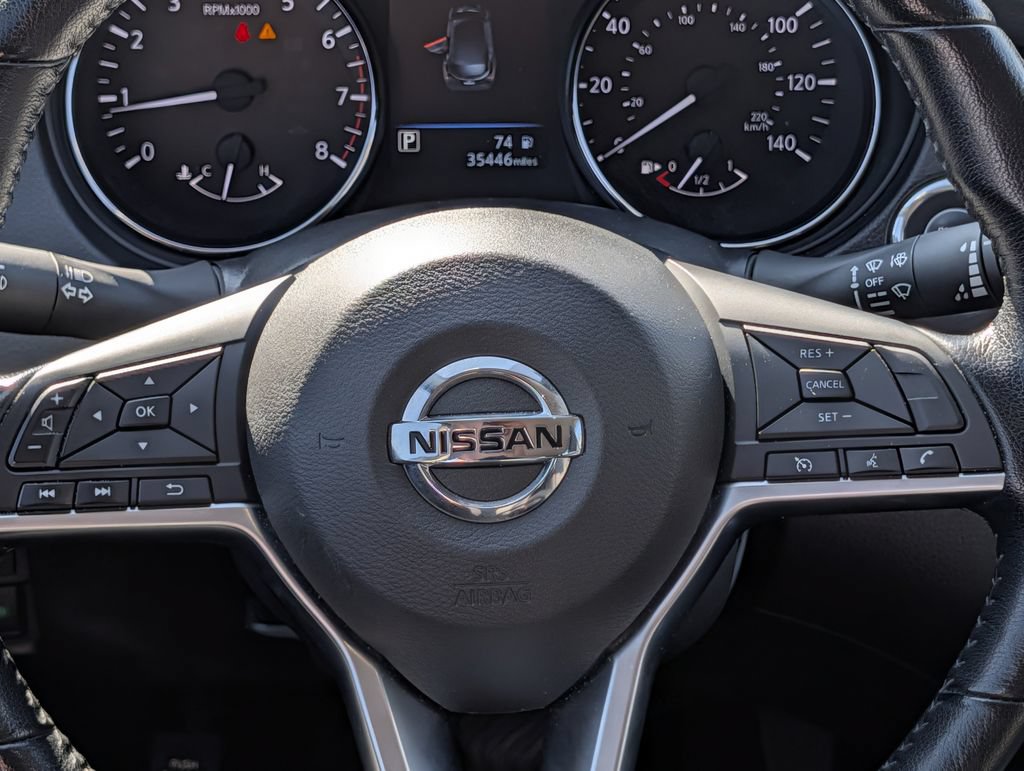 Used 2022 Nissan Rogue Sport SV FWD image 14