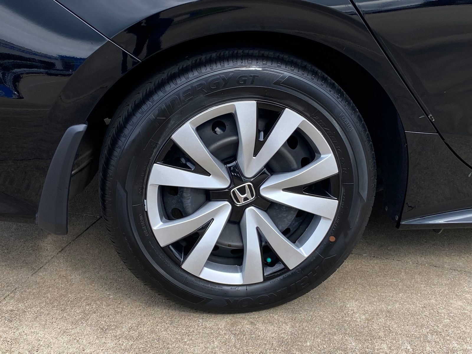 Used 2024 Honda Civic LX image 8