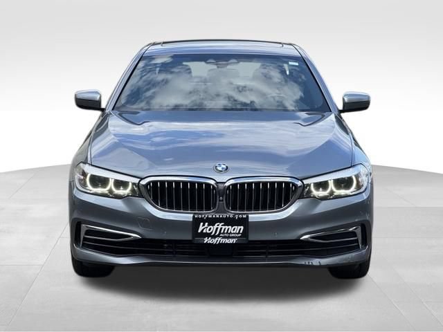 Used 2019 BMW 540i xDrive w/ Premium Package AWD/4WD image 2