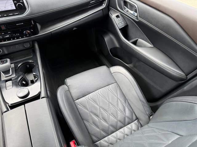 Used 2023 Nissan Rogue Platinum w/ Platinum Premium Package image 27