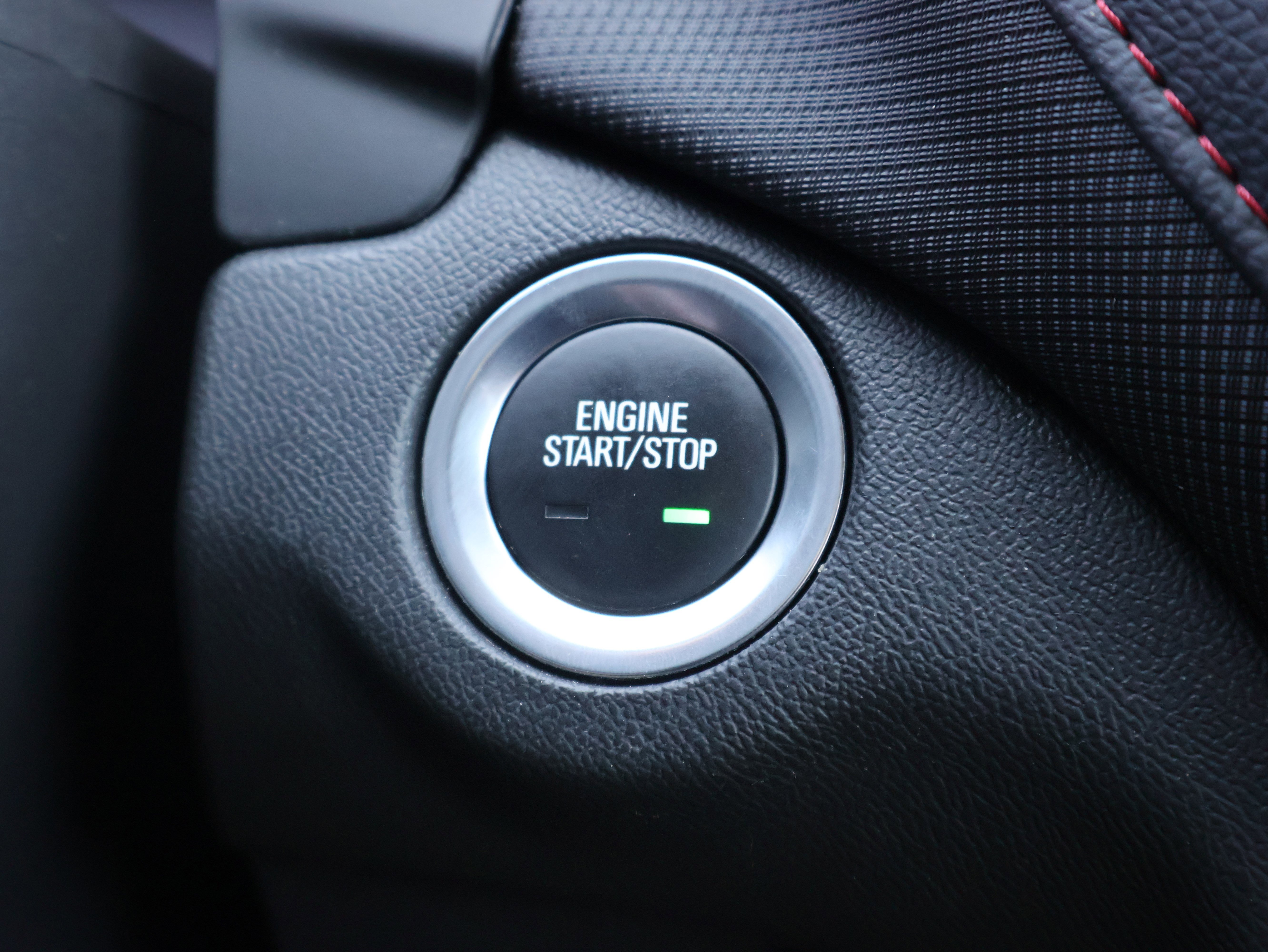 Used 2023 Chevrolet Equinox RS w/ LPO, Floor Liner Package AWD/4WD image 32