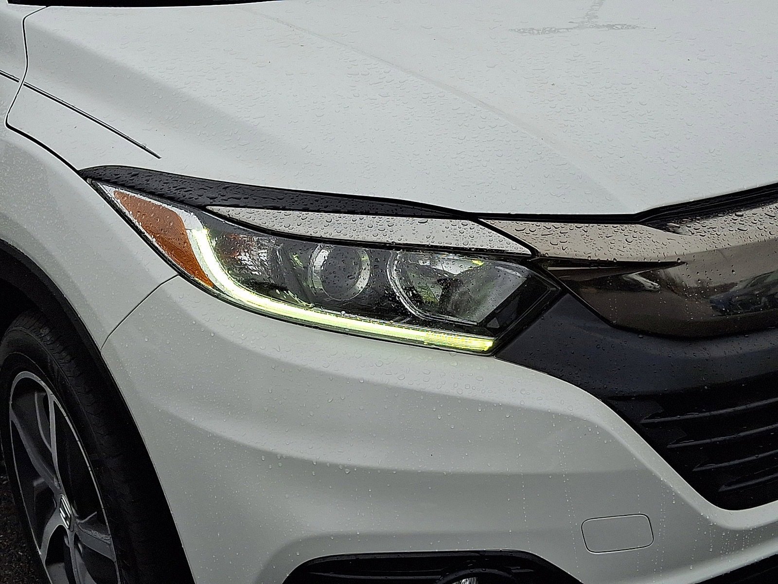 Used 2021 Honda HR-V EX-L image 9