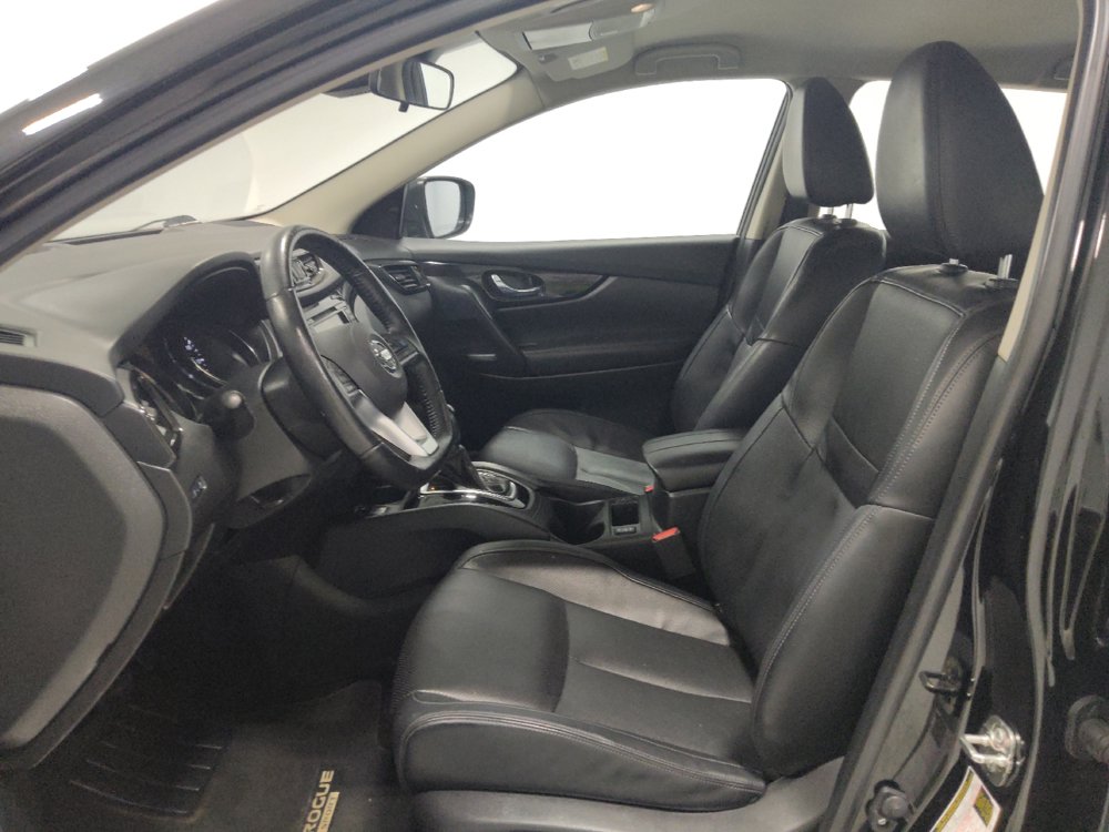 Used 2022 Nissan Rogue Sport SL AWD/4WD image 17
