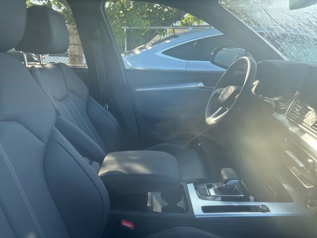Certified 2025 Audi Q5 2.0T Premium Plus AWD/4WD image 10