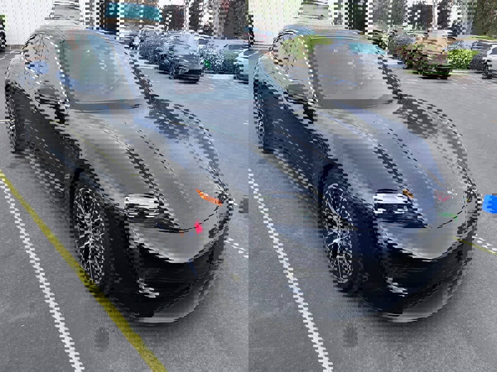 Used 2022 Porsche Taycan 4S image 2