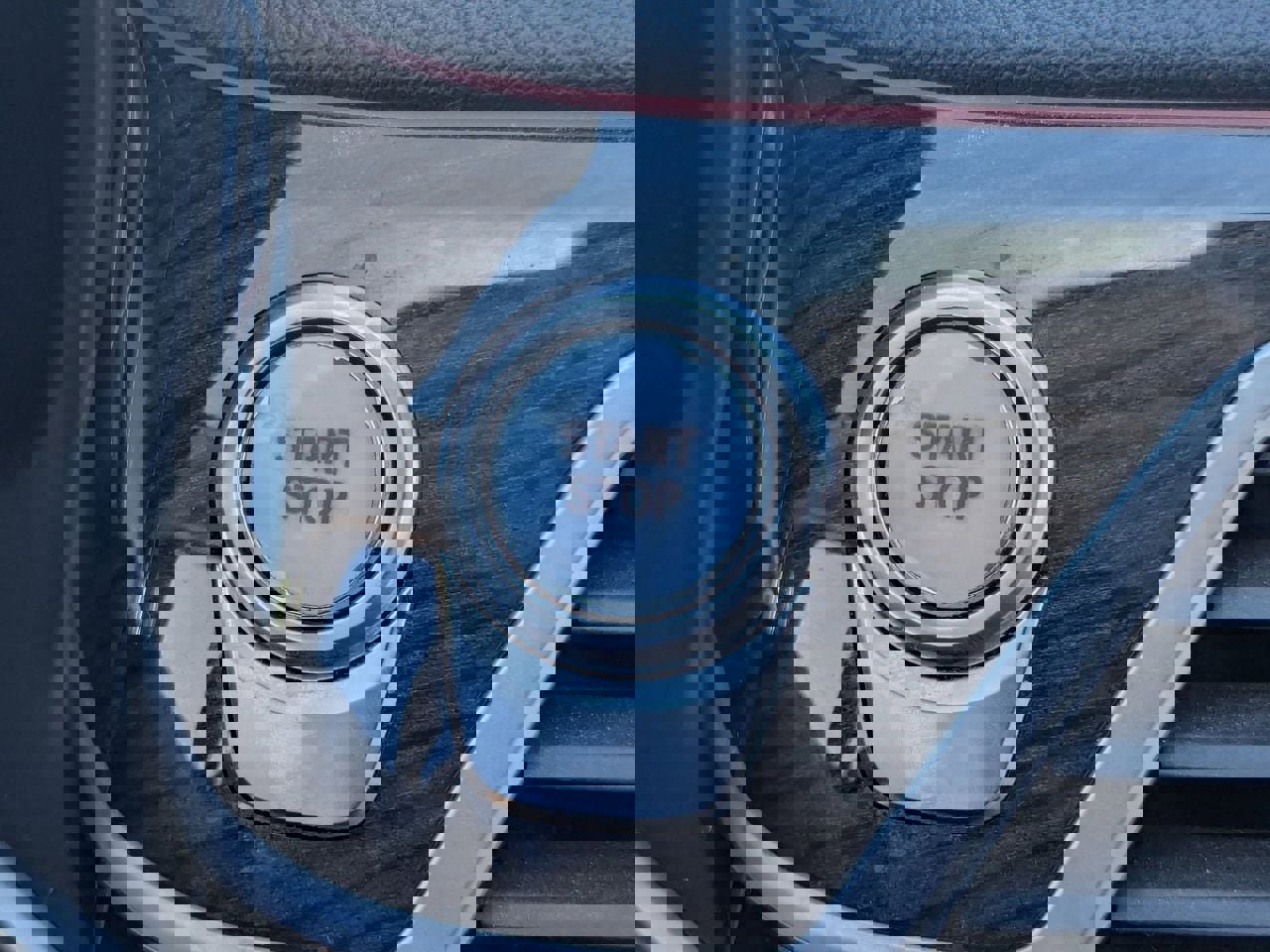 Used 2018 BMW 740e xDrive w/ Driver Assistance Package AWD/4WD image 30