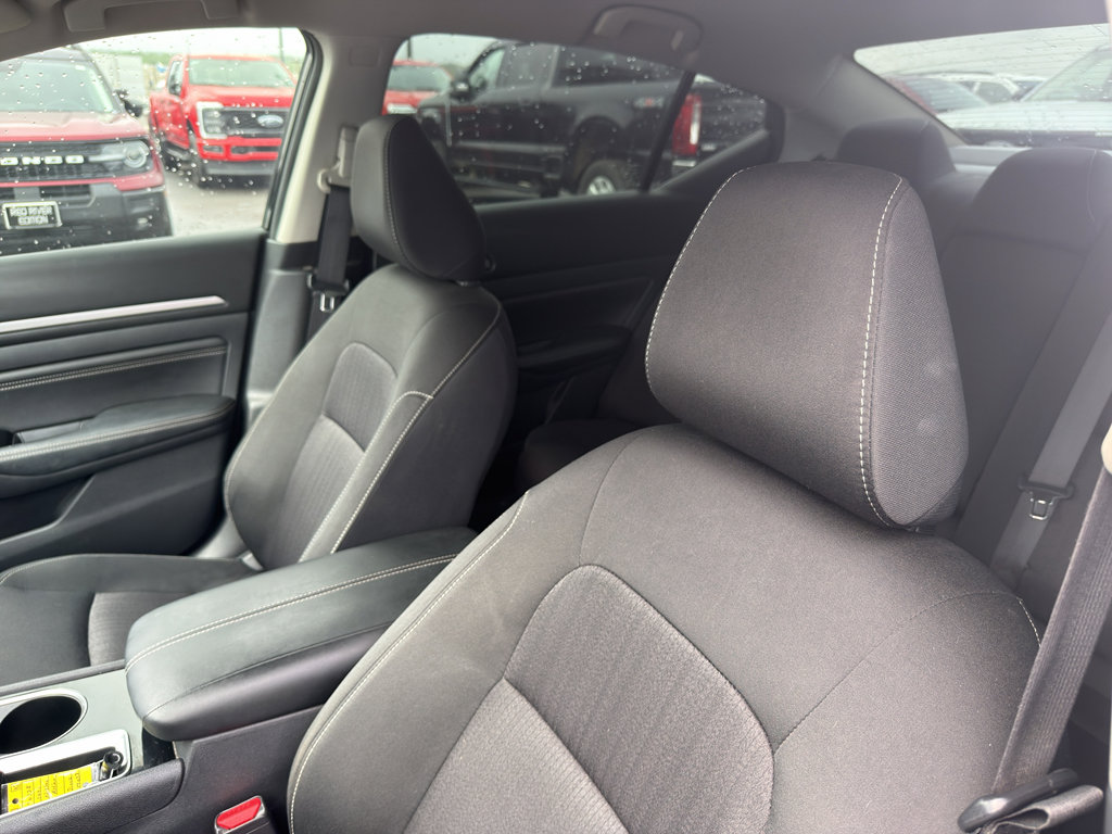 Used 2021 Nissan Altima 2.5 SV FWD image 12