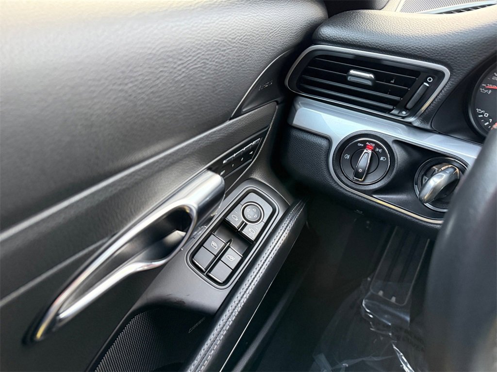 Used 2017 Porsche 911 Carrera image 27