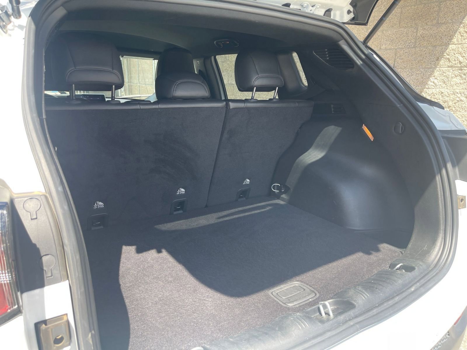 Used 2025 Jeep Compass Trailhawk image 30