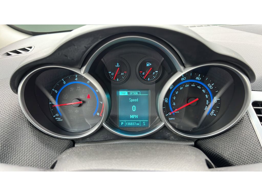 Certified 2015 Chevrolet Cruze LT image 10