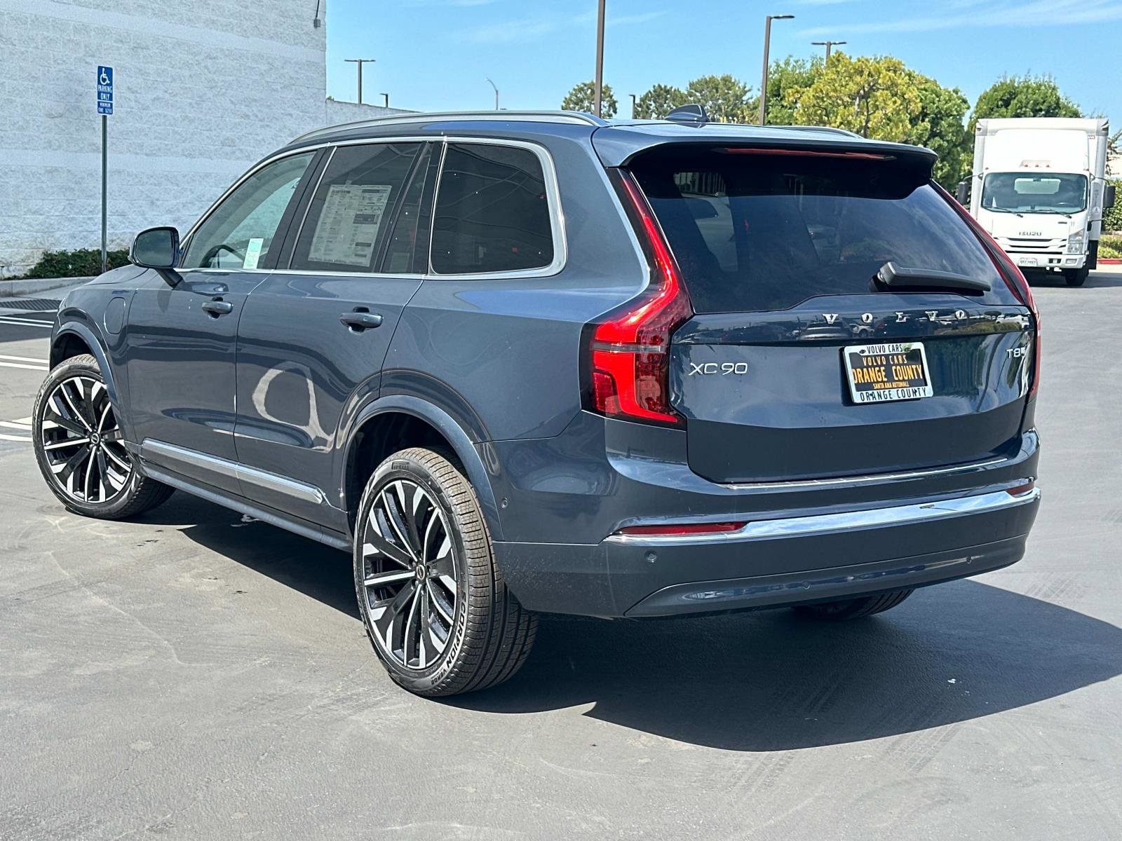 New 2026 Volvo XC90 T8 Ultra image 5