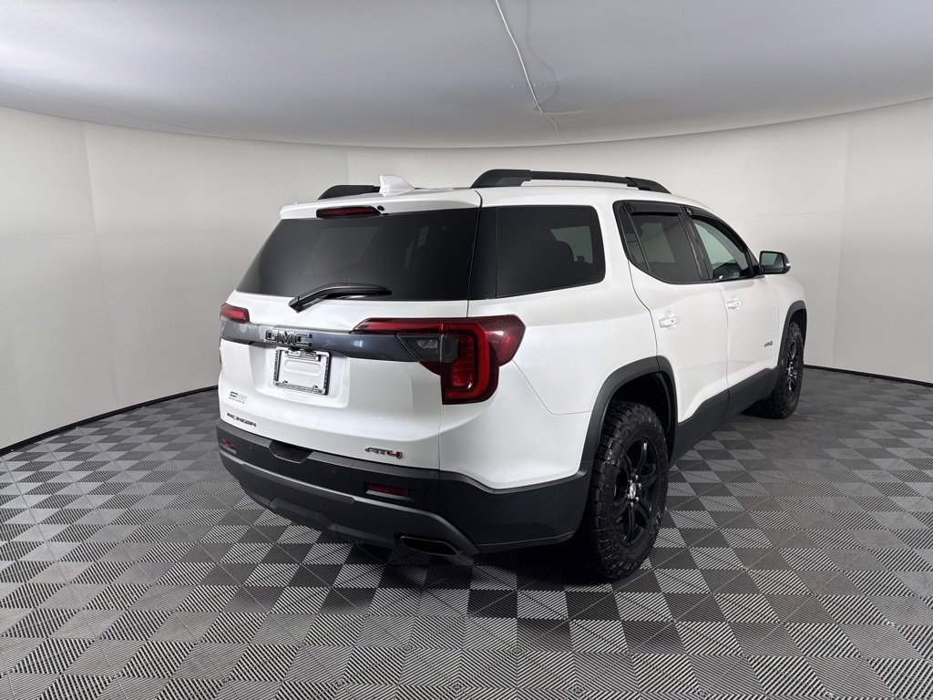 Used 2022 GMC Acadia AT4 w/ GMC Pro Grade Package image 5