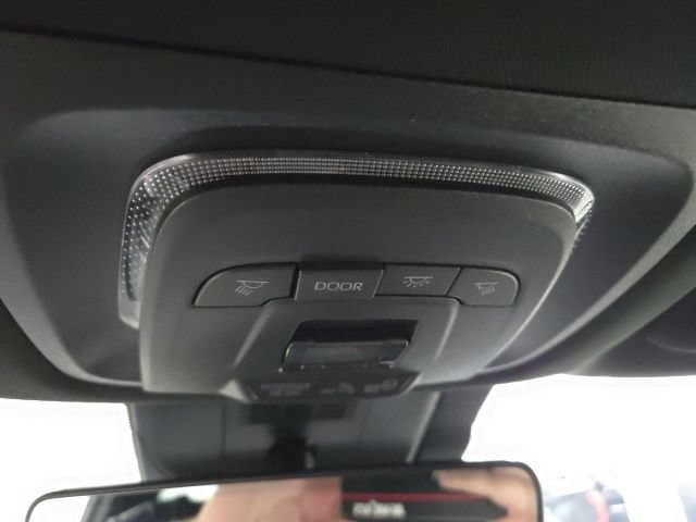 New 2026 Toyota C-HR AWD/4WD image 24