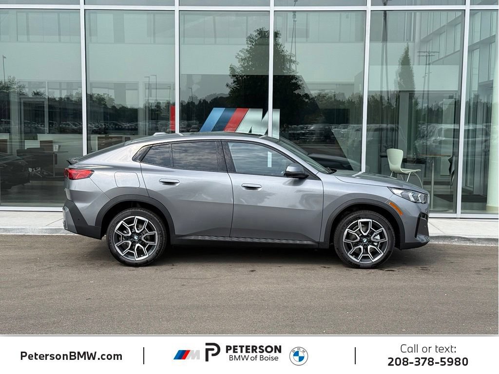 New 2026 BMW X2 xDrive28i w/ Technology Package AWD/4WD image 6