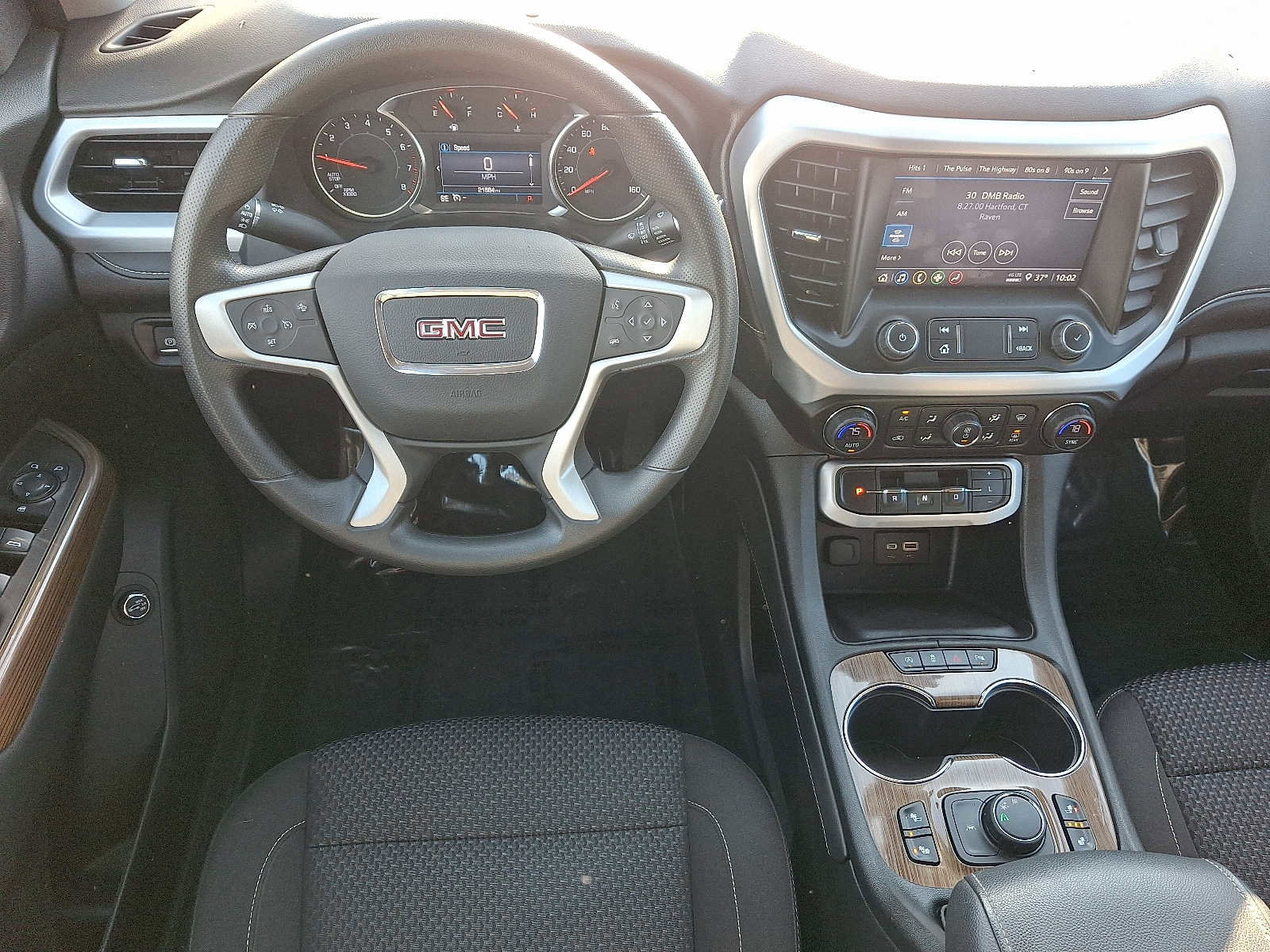 Certified 2023 GMC Acadia SLE w/ Driver Convenience Package image 15