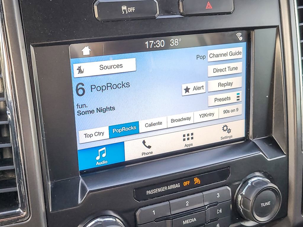 Used 2016 Ford F150 XLT w/ Equipment Group 302A Luxury image 10