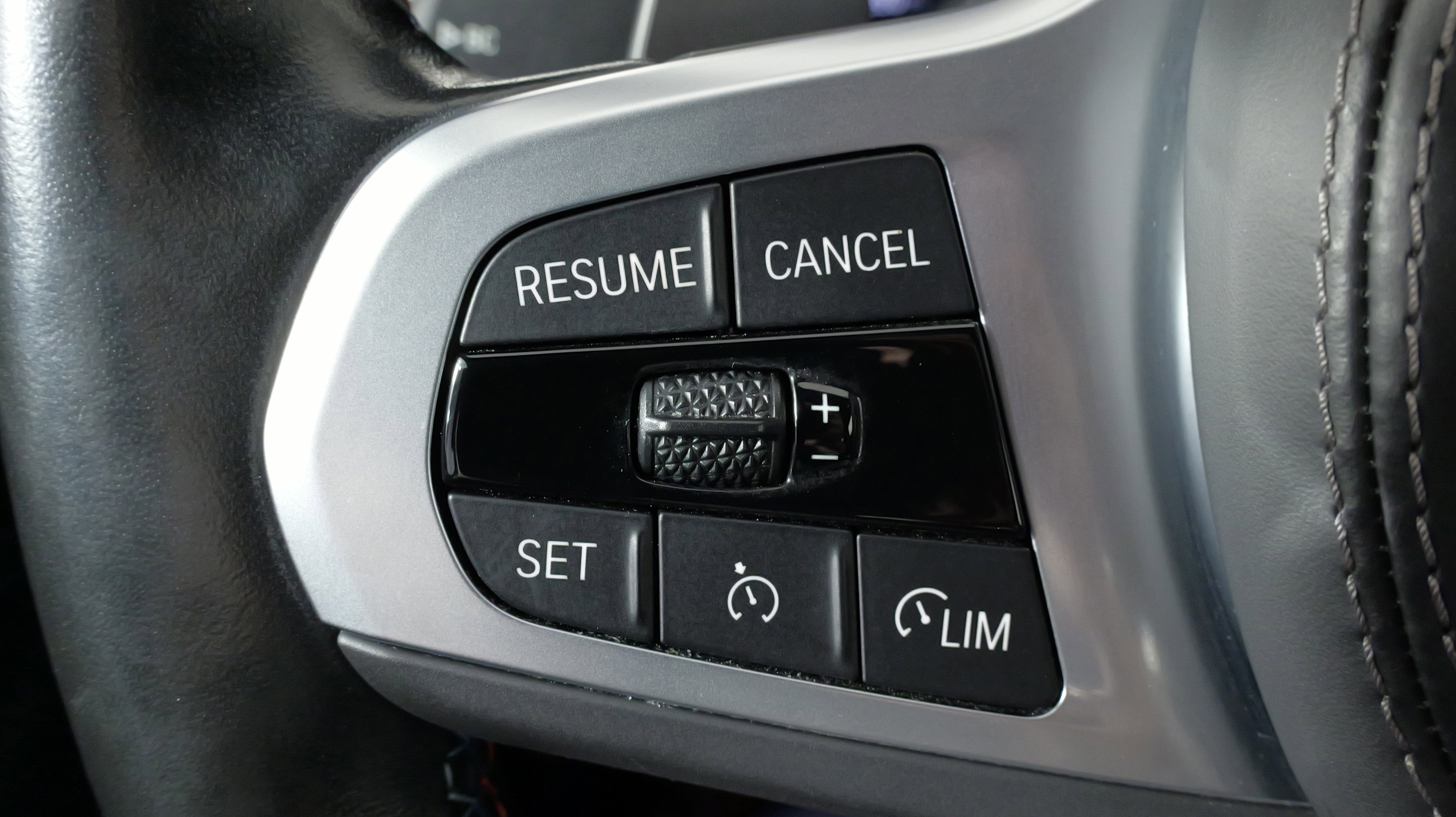 Used 2023 BMW M850i xDrive Coupe w/ Driving Assistance Package image 36