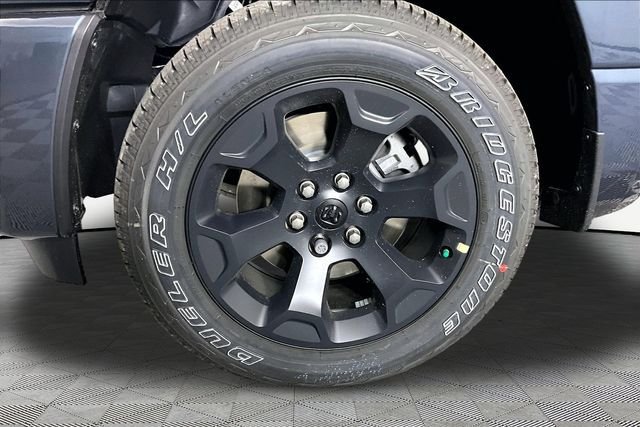 New 2026 RAM 1500 Express AWD/4WD image 13
