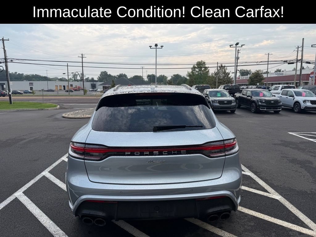 Used 2024 Porsche Macan AWD/4WD image 8