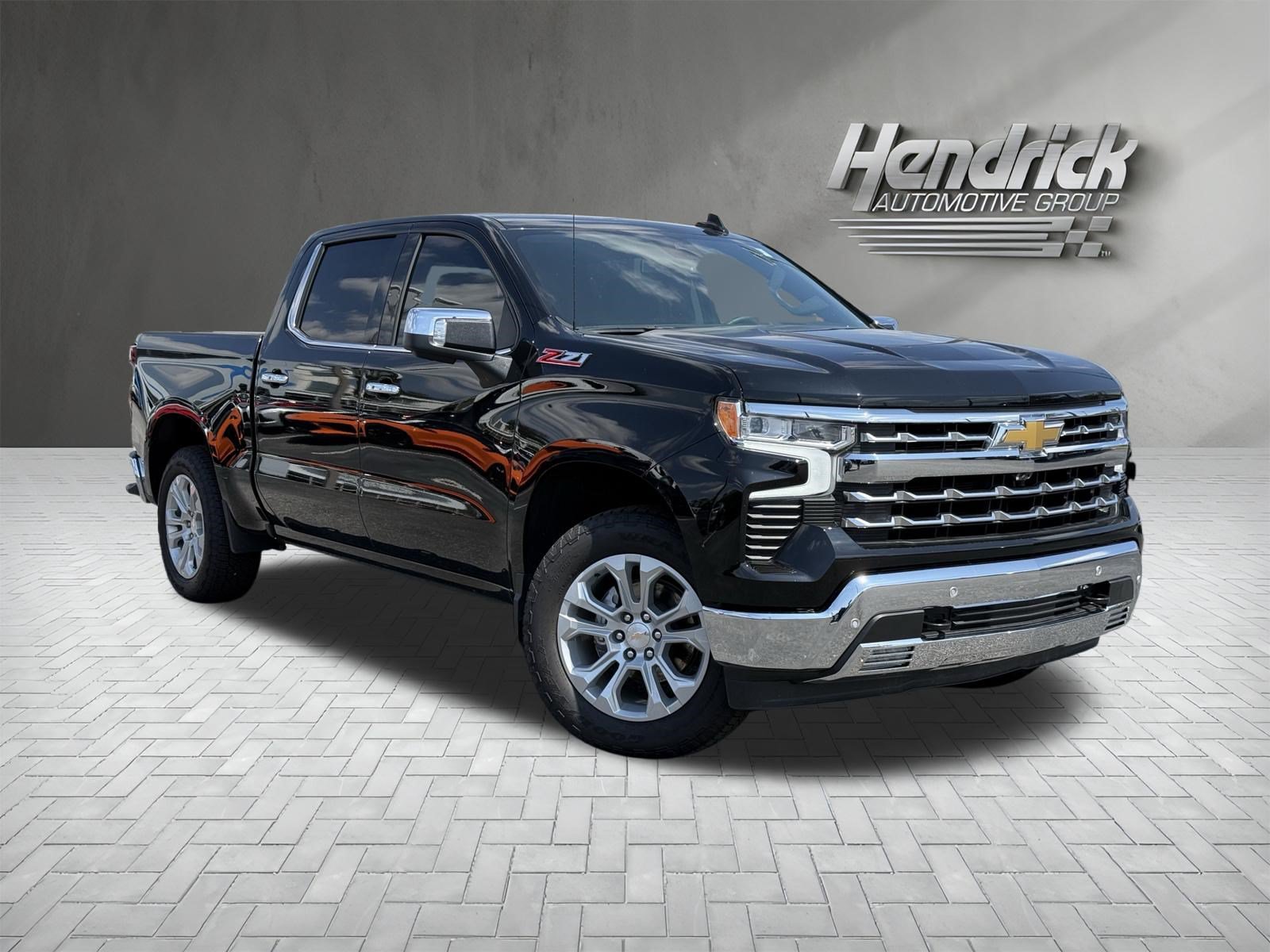 Used 2026 Chevrolet Silverado 1500 LTZ AWD/4WD image 2
