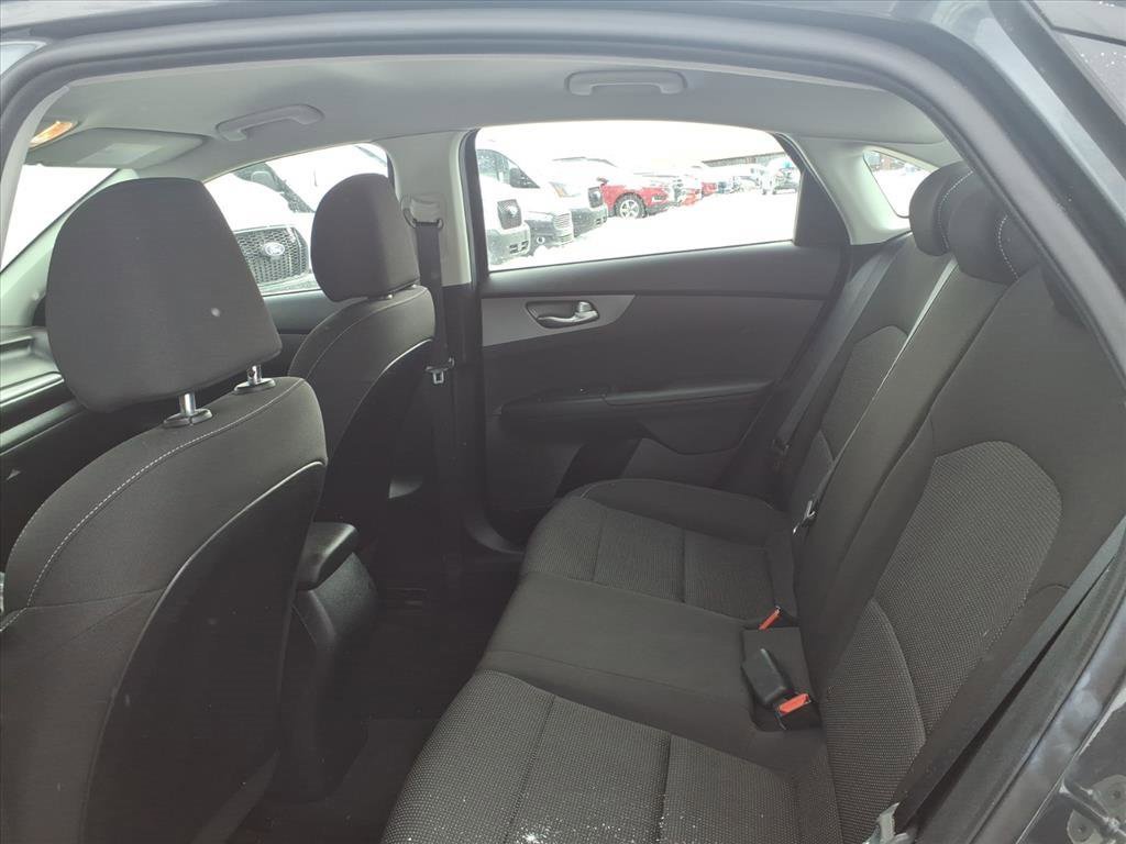 Used 2019 Kia Forte LXS image 7