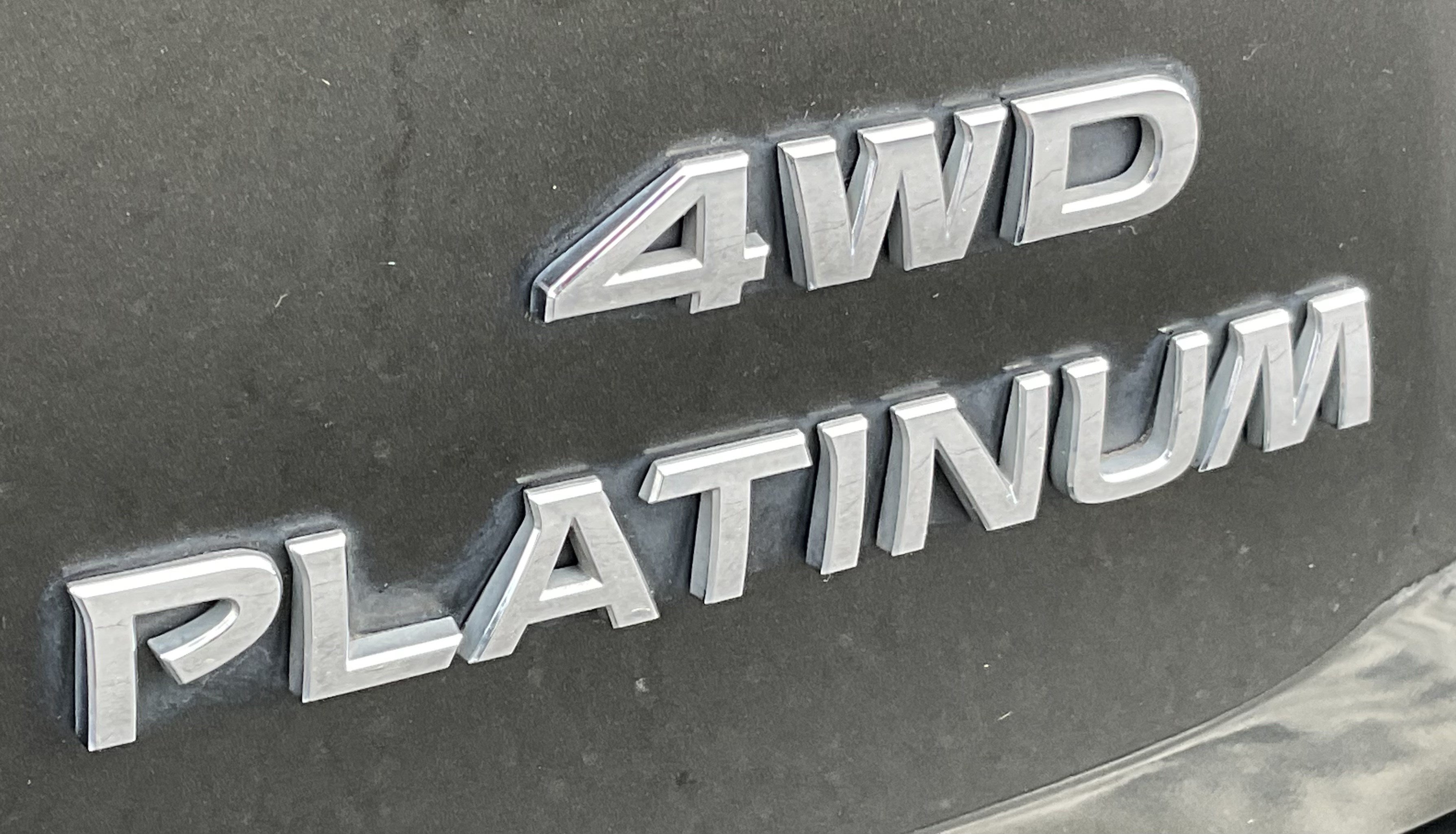 Used 2015 Nissan Pathfinder Platinum FWD image 8