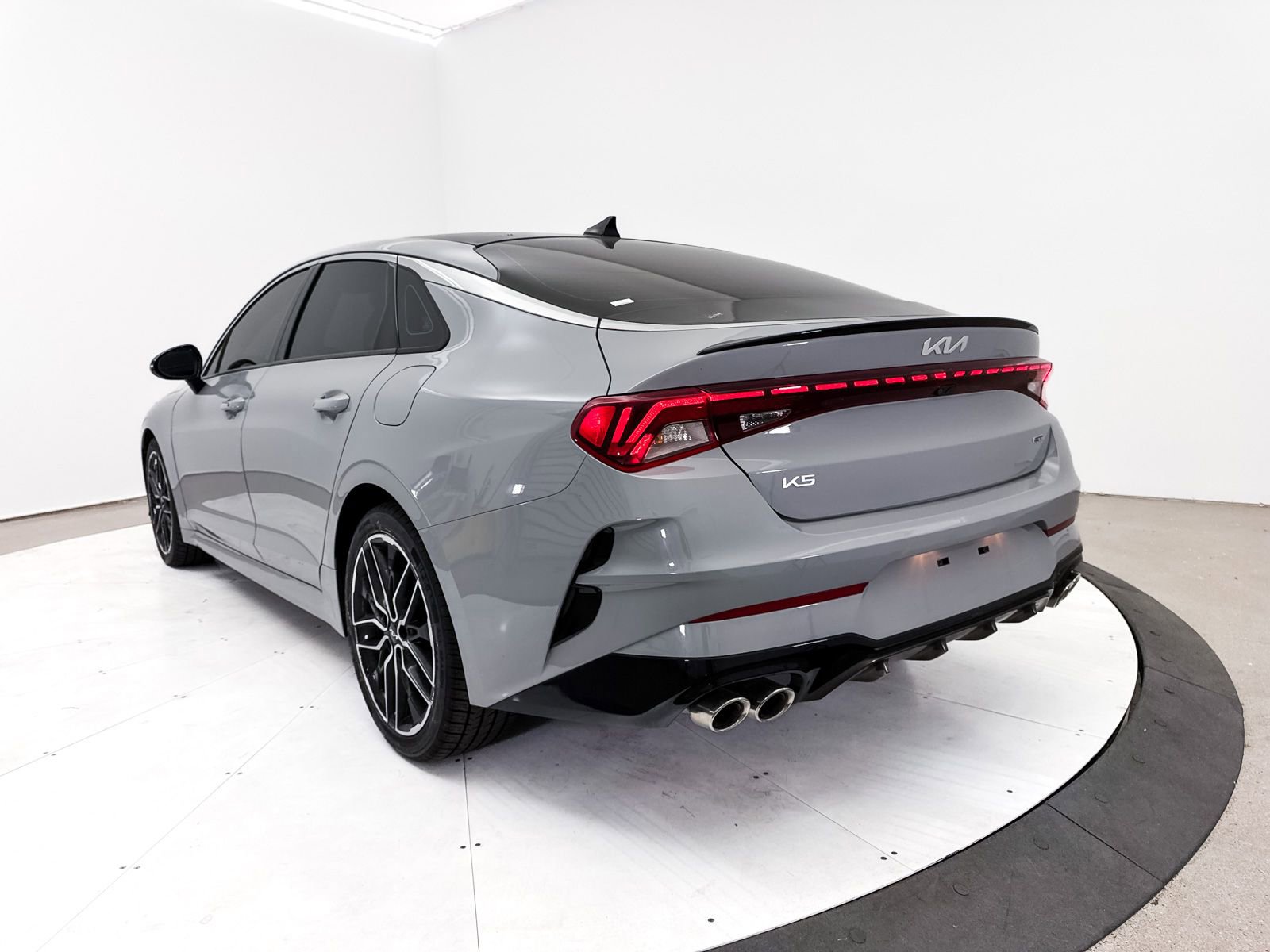 Used 2023 Kia K5 GT FWD image 15
