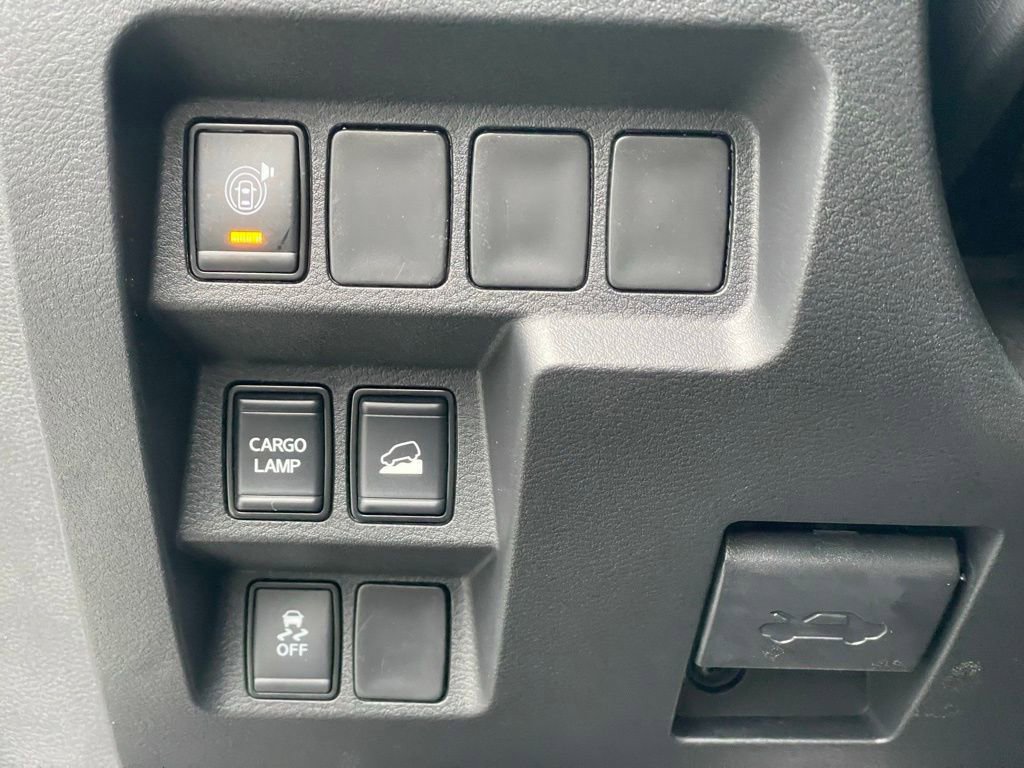 Certified 2024 Nissan Frontier S w/ Technology Package AWD/4WD image 17
