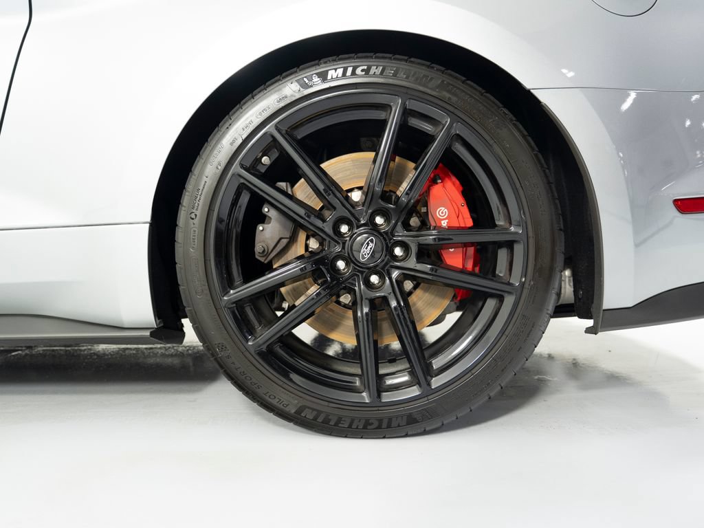 Used 2021 Ford Mustang Shelby GT500 w/ Handling Package RWD image 43