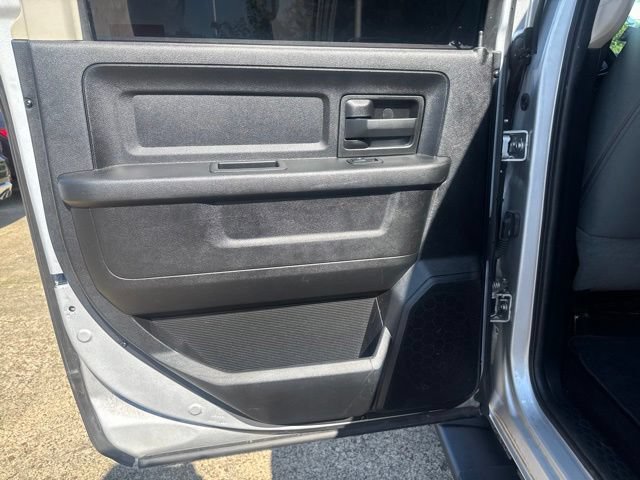 Used 2014 RAM 1500 Express AWD/4WD image 17