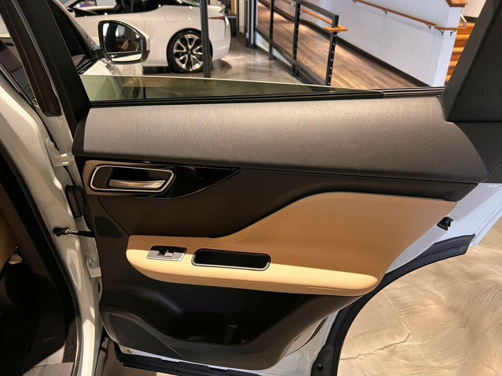 Used 2019 Jaguar F-PACE Premium image 27