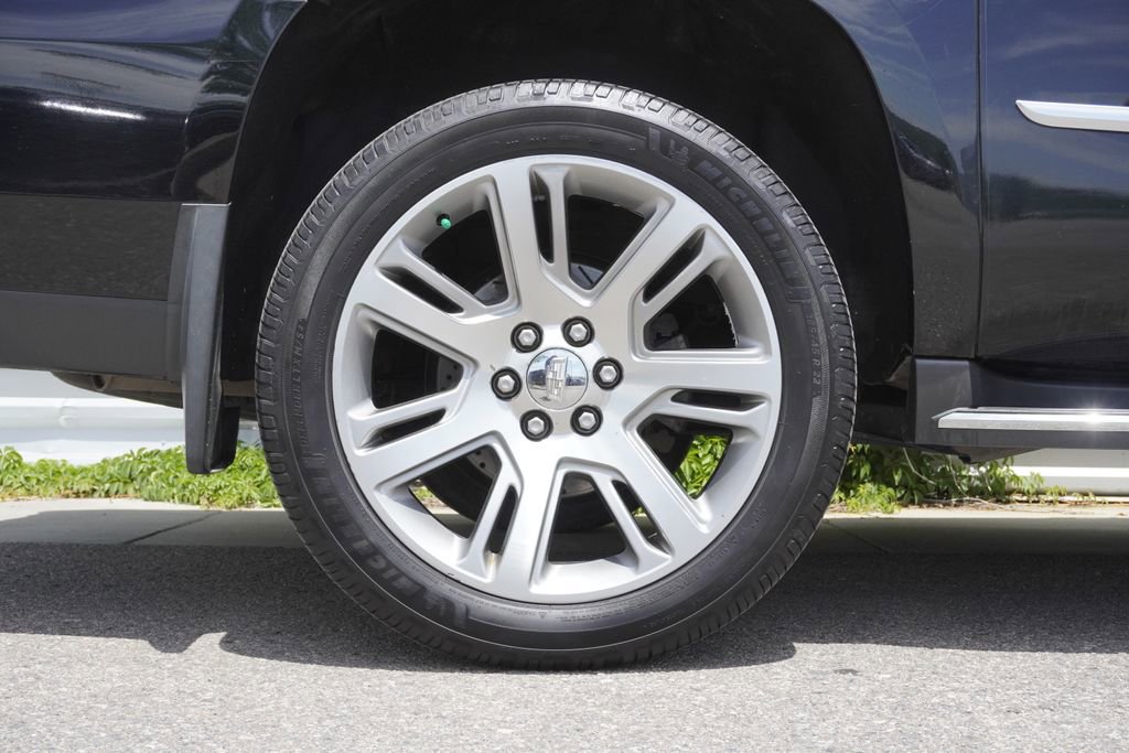 Used 2016 Cadillac Escalade ESV Luxury AWD/4WD image 34