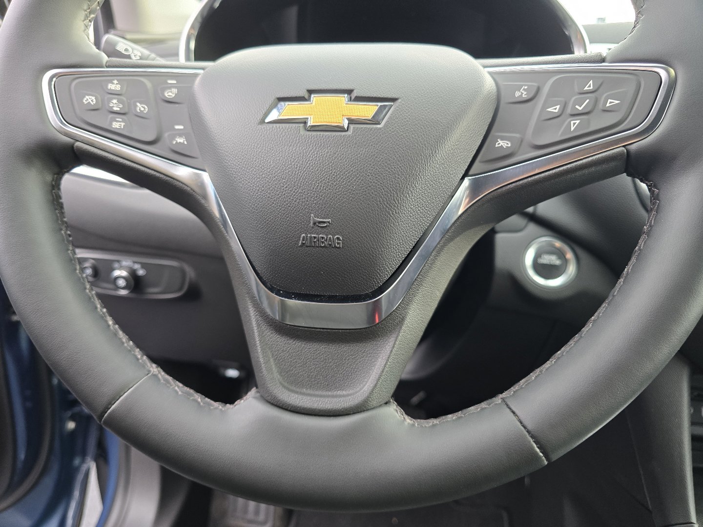 Used 2024 Chevrolet Equinox LT image 32