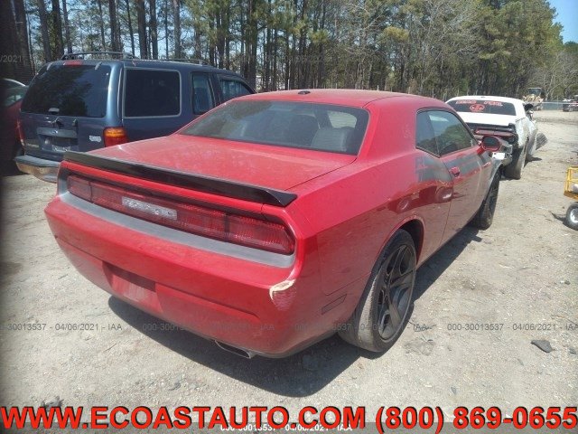 Used 2012 Dodge Challenger R/T RWD image 3