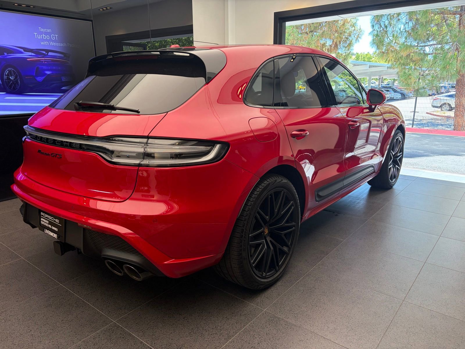 Certified 2026 Porsche Macan GTS AWD/4WD image 4