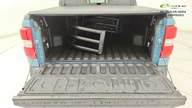 Used 2022 Ford Maverick Lariat image 14