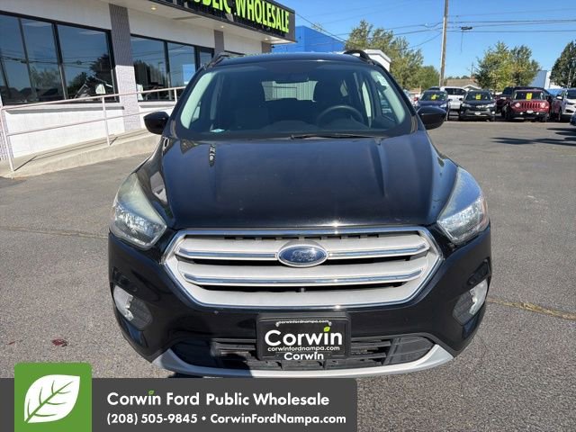 Used 2018 Ford Escape SE AWD/4WD image 2