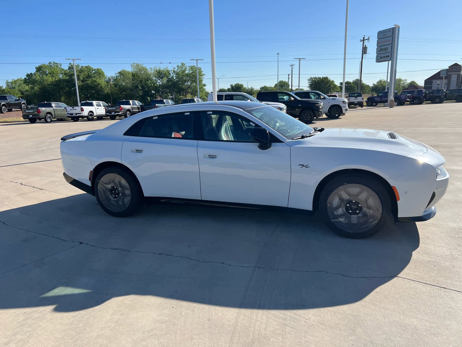 New 2026 Dodge Charger R/T AWD/4WD image 8