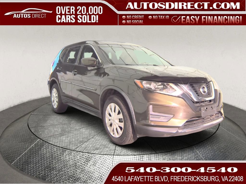 Used 2017 Nissan Rogue S image 1