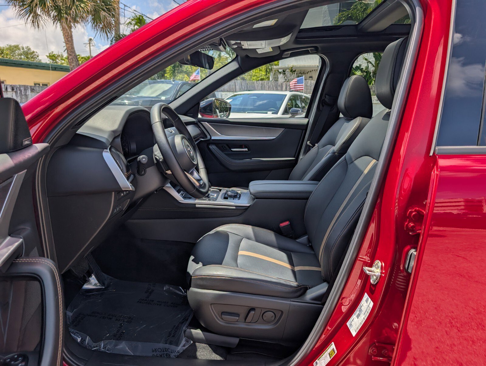 Used 2025 MAZDA CX-70 Plug-In Hybrid w/ Premium Plus image 10