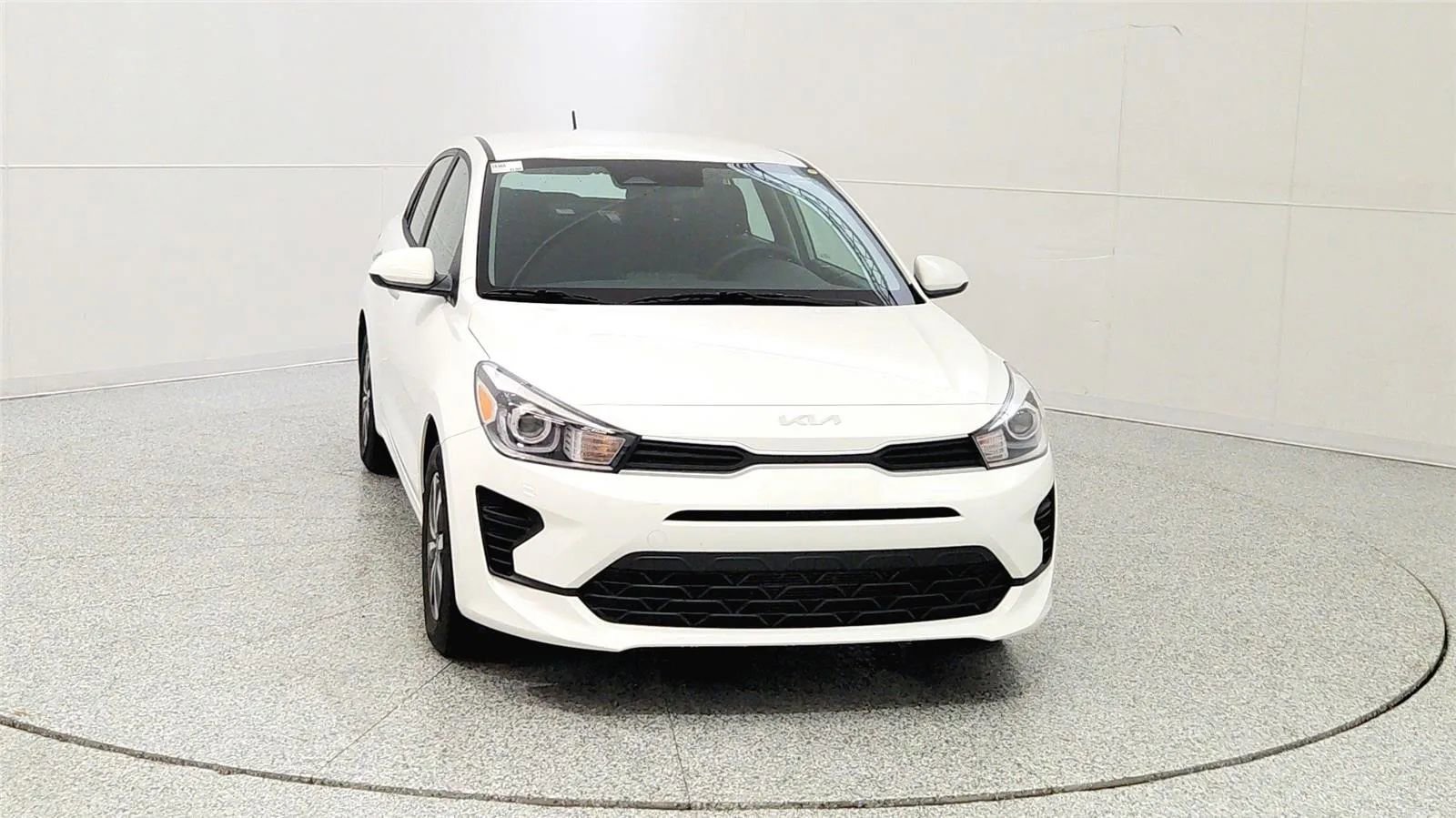 Used 2023 Kia Rio S w/ Technology Package image 2