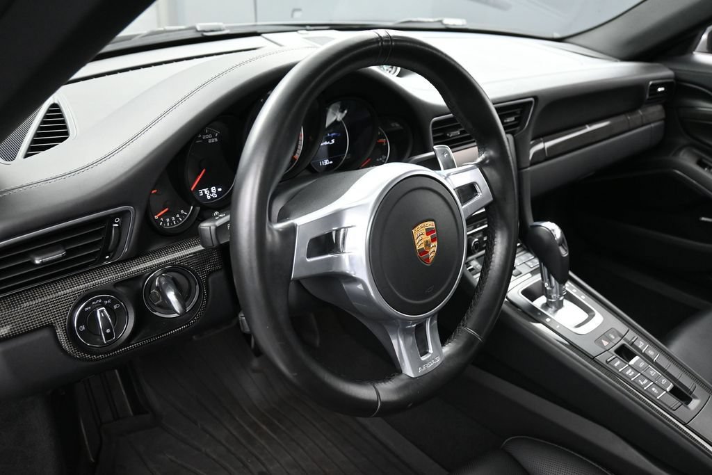 Certified 2016 Porsche 911 Turbo S AWD/4WD image 17