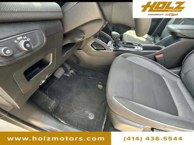 Used 2025 Chevrolet TrailBlazer LS w/ LS Convenience Package FWD image 33