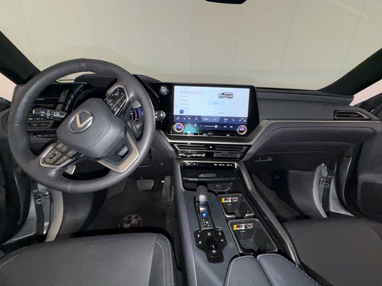 Used 2024 Lexus TX 350 AWD w/ Captains Chair Package image 12