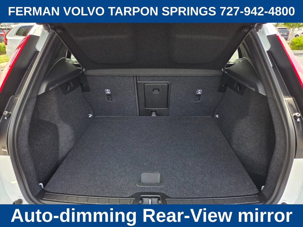 New 2026 Volvo XC40 B5 Core AWD/4WD image 19